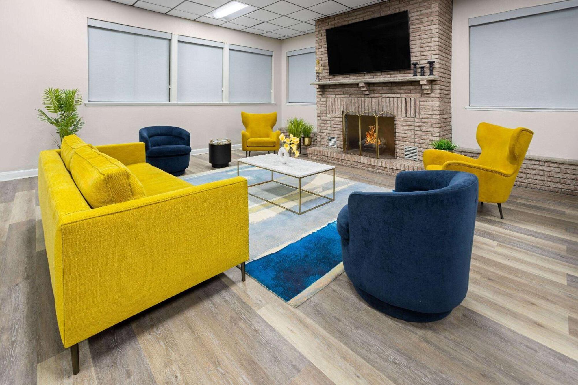 Super 8 By Wyndham Henrietta/Rochester Area Zewnętrze zdjęcie